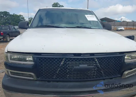 2000 Chevrolet Tahoe All New Ls из США, поврежденный, VIN 1GNEK13T7YJ209180